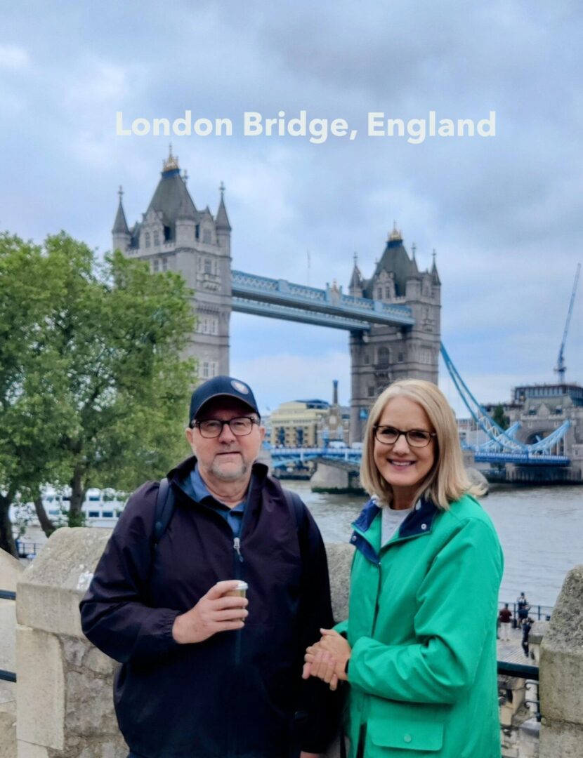 Jack Foster & his wife at the London Bridge